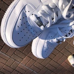 Nike Air Force 1